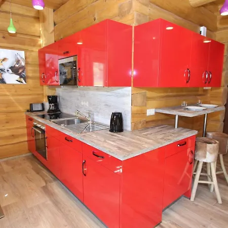 Шале Chalet In With Bubble Bath, Sauna, Balcony, Terrace Капрун