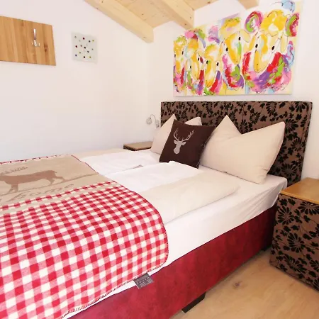 Chalet In With Bubble Bath, Sauna, Balcony, Terrace Капрун
